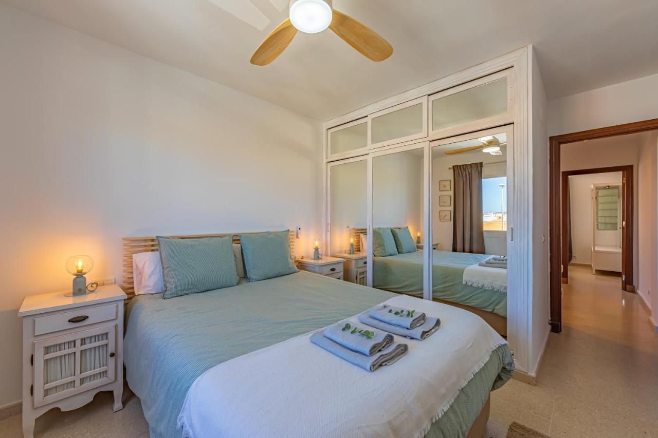 Beachfront, Pool, Terrace & Wifi * Tarifa